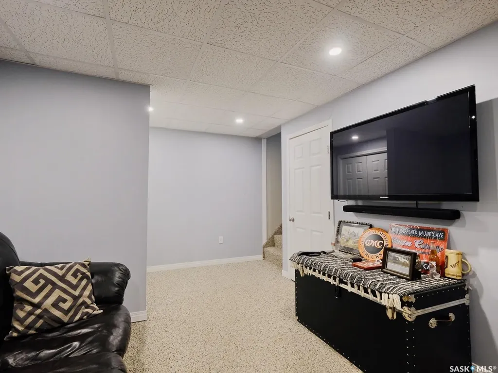302 7th Street E Rosetown SK S0L 2V0