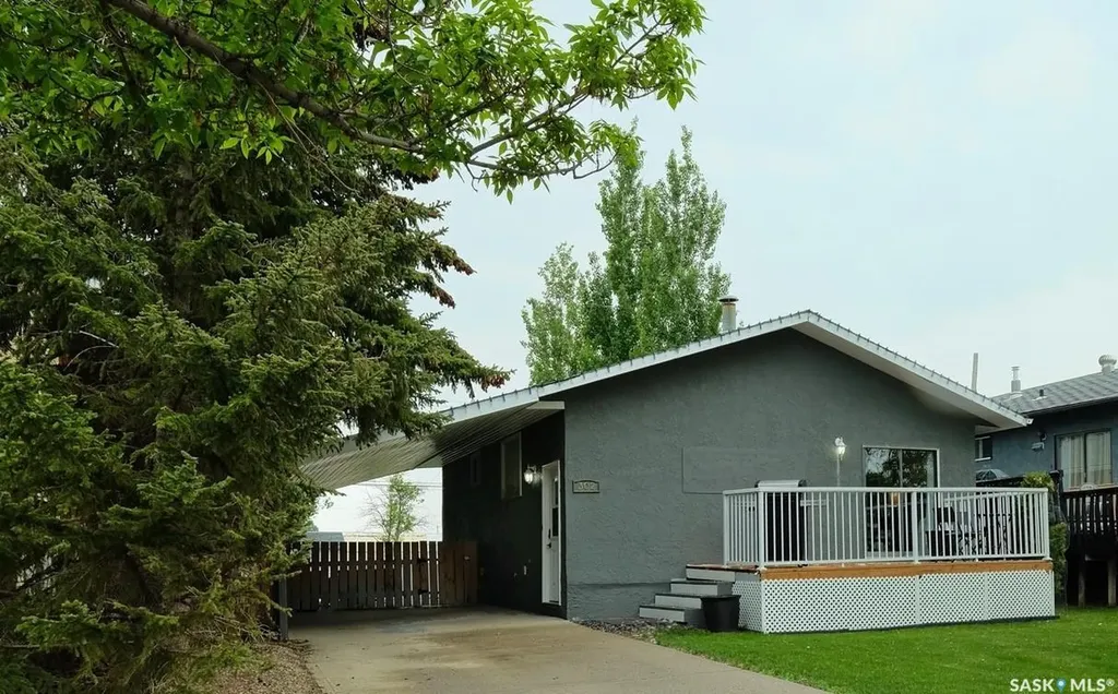 302 7th Street E Rosetown SK S0L 2V0