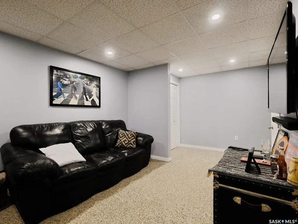 302 7th Street E Rosetown SK S0L 2V0
