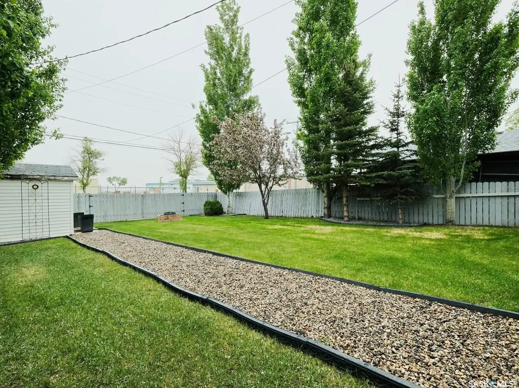 302 7th Street E Rosetown SK S0L 2V0