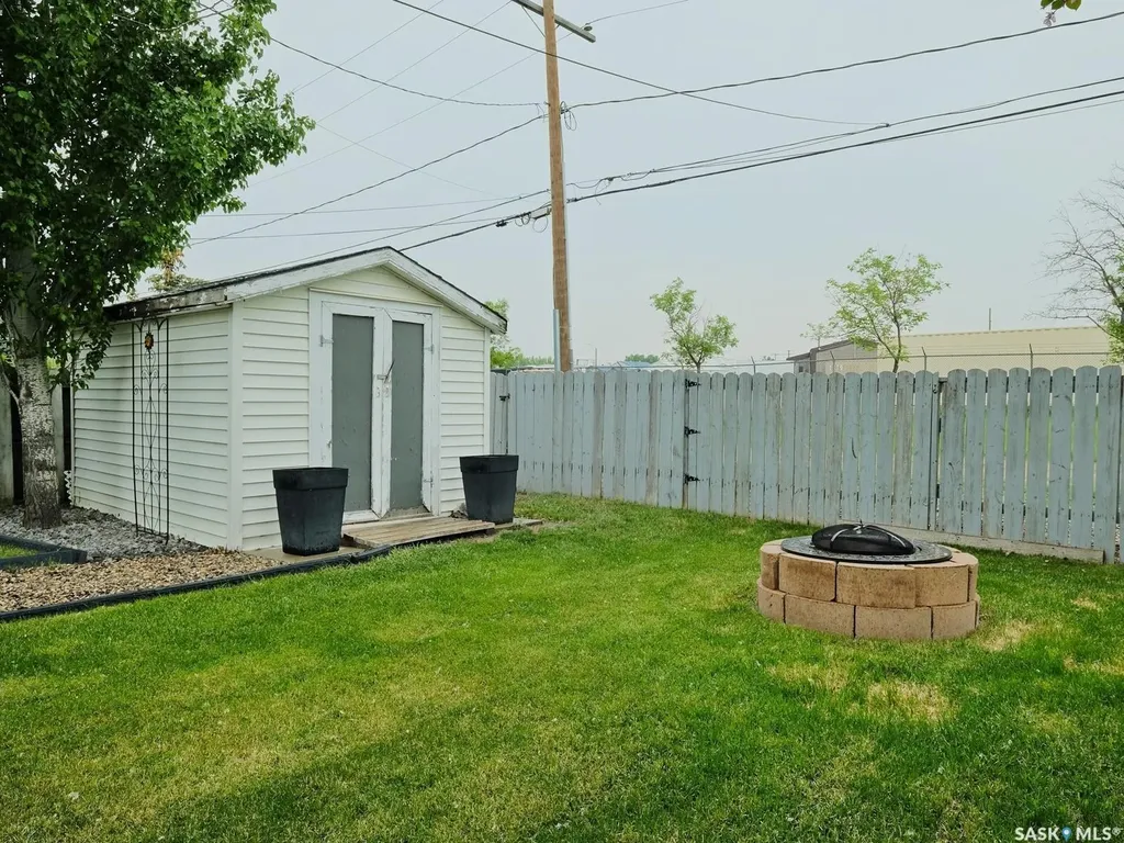 302 7th Street E Rosetown SK S0L 2V0
