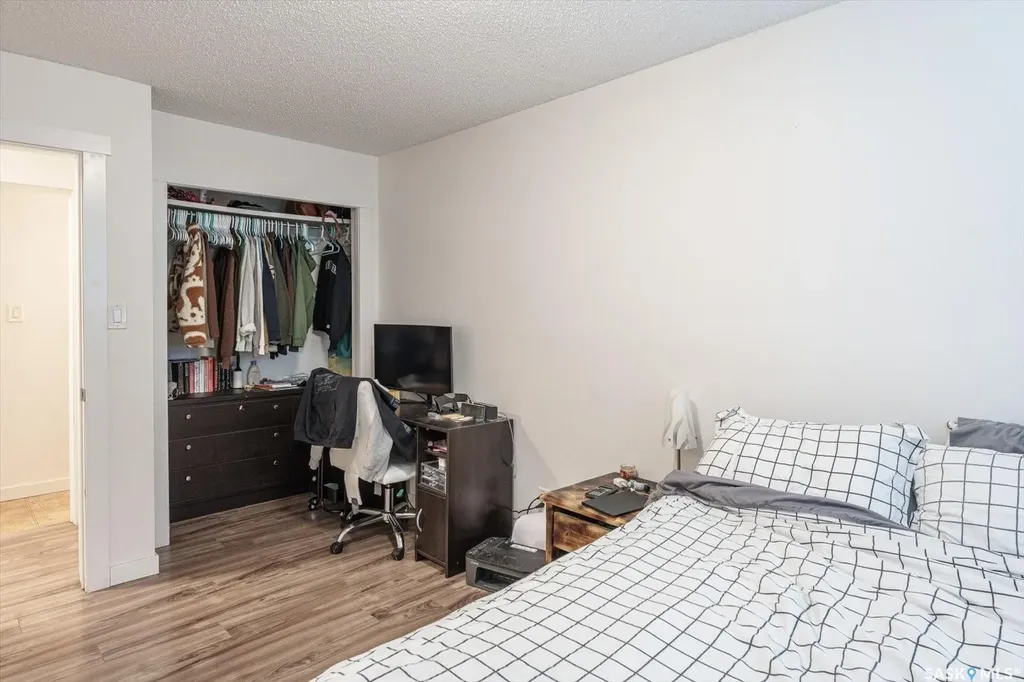 1013 Lansdowne Avenue Saskatoon SK S7H 2C2