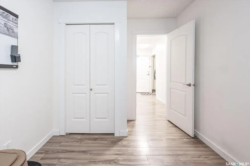 1013 Lansdowne Avenue Saskatoon SK S7H 2C2