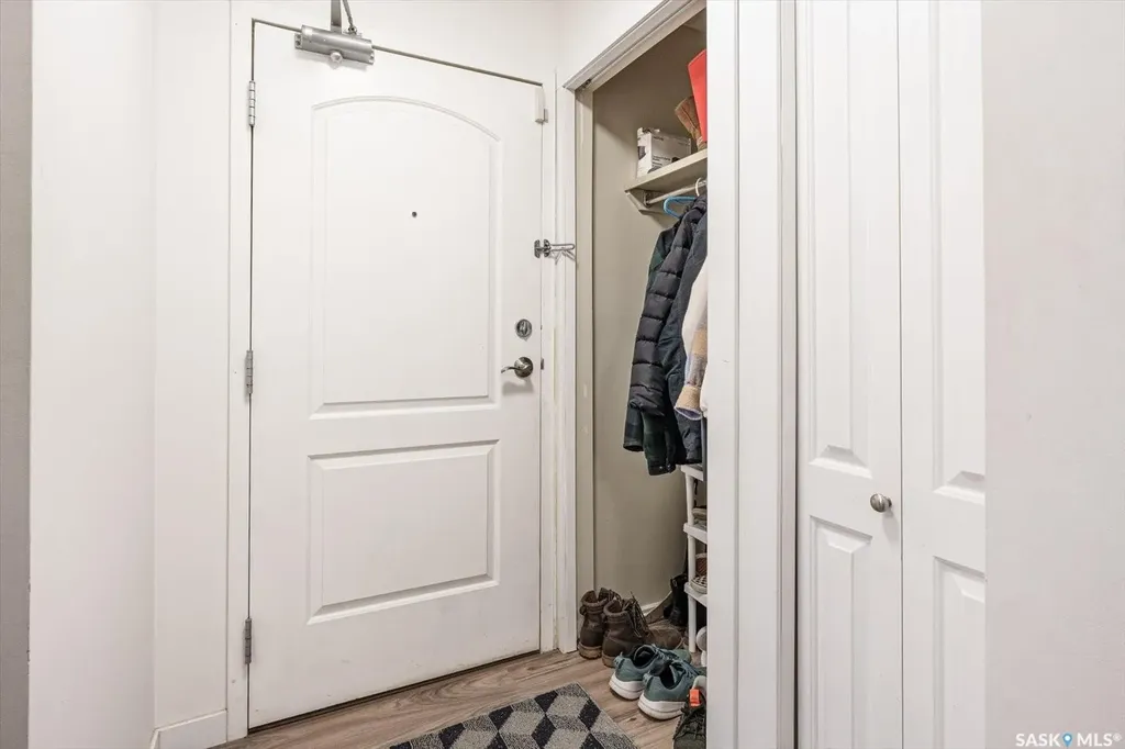 1013 Lansdowne Avenue Saskatoon SK S7H 2C2
