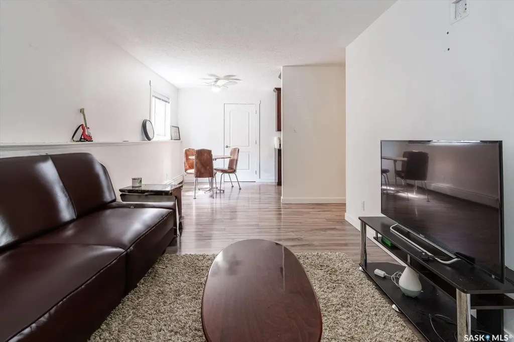1013 Lansdowne Avenue Saskatoon SK S7H 2C2