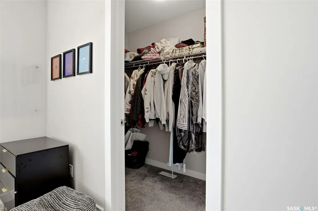 4077 Delhaye Way Regina SK S4W 0N3