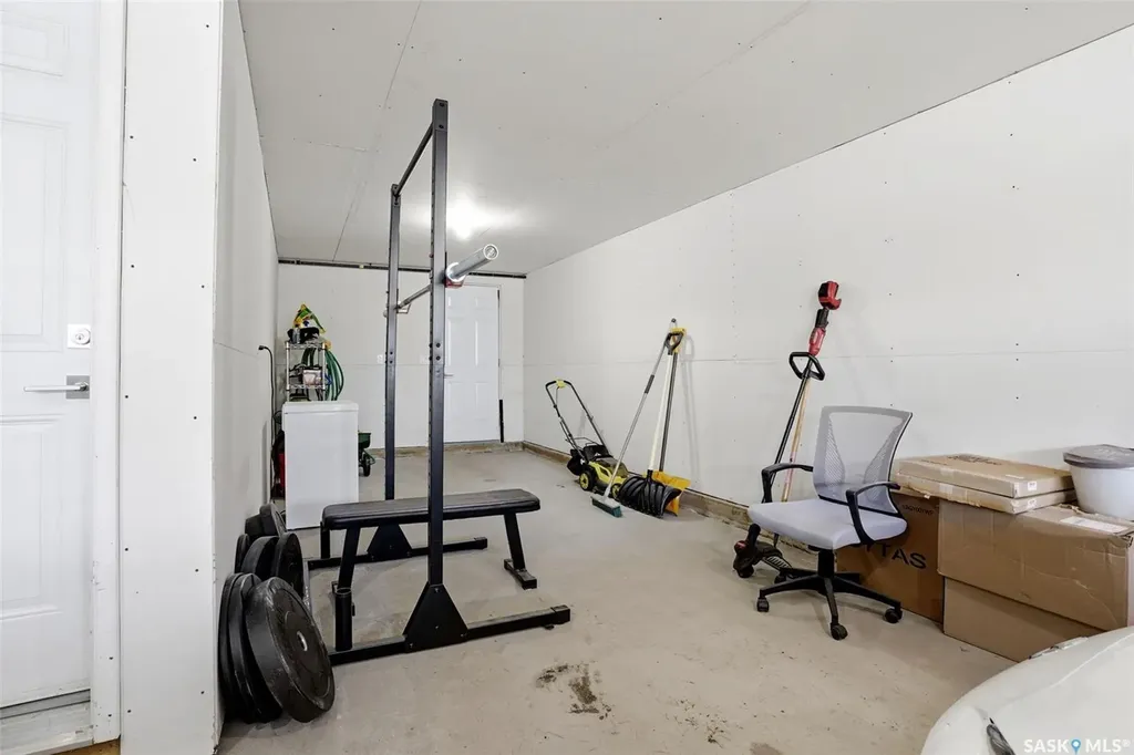 4077 Delhaye Way Regina SK S4W 0N3