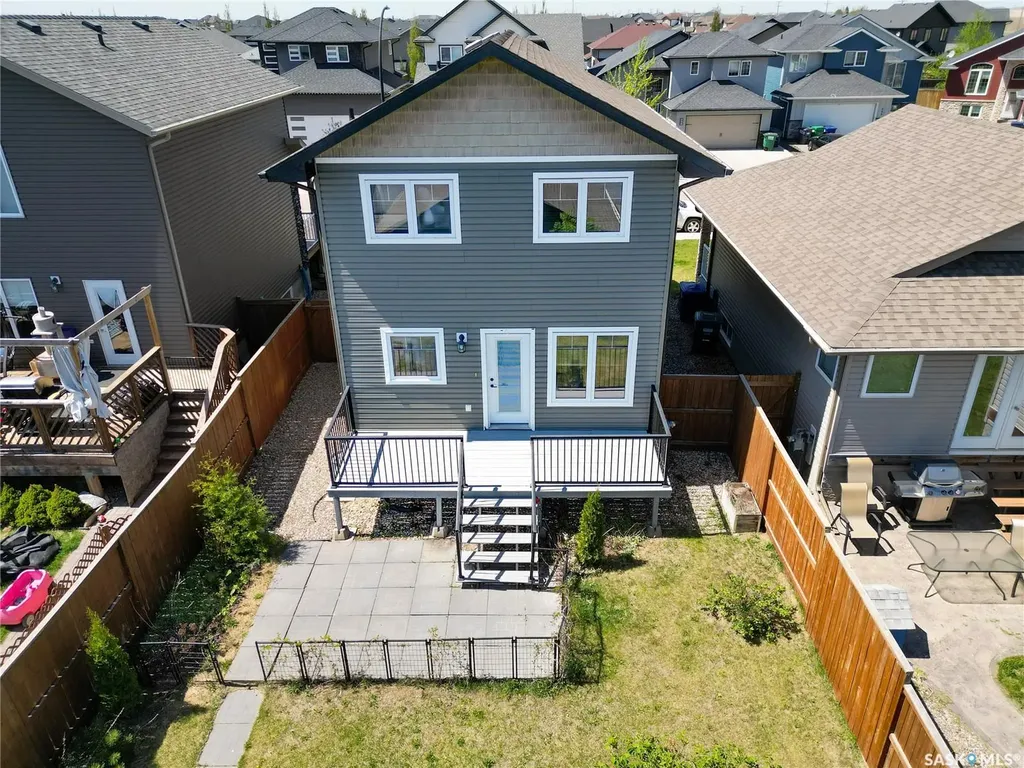 242 Geary Crescent Saskatoon SK S7R 0E6