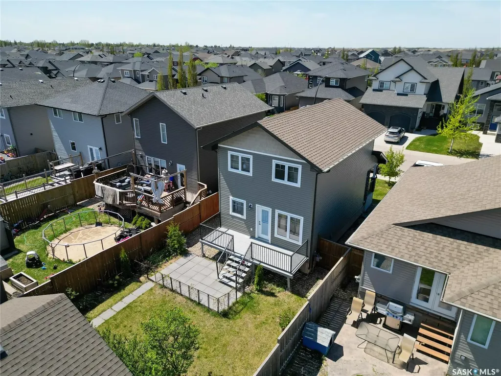 242 Geary Crescent Saskatoon SK S7R 0E6