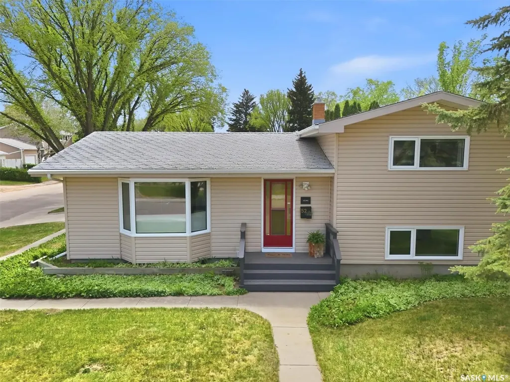 52 Potter Crescent Saskatoon SK S7H 3L3