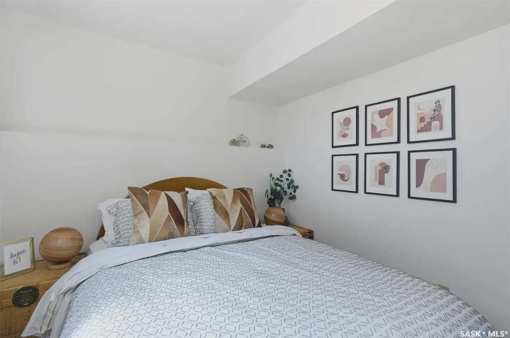 52 Potter Crescent Saskatoon SK S7H 3L3