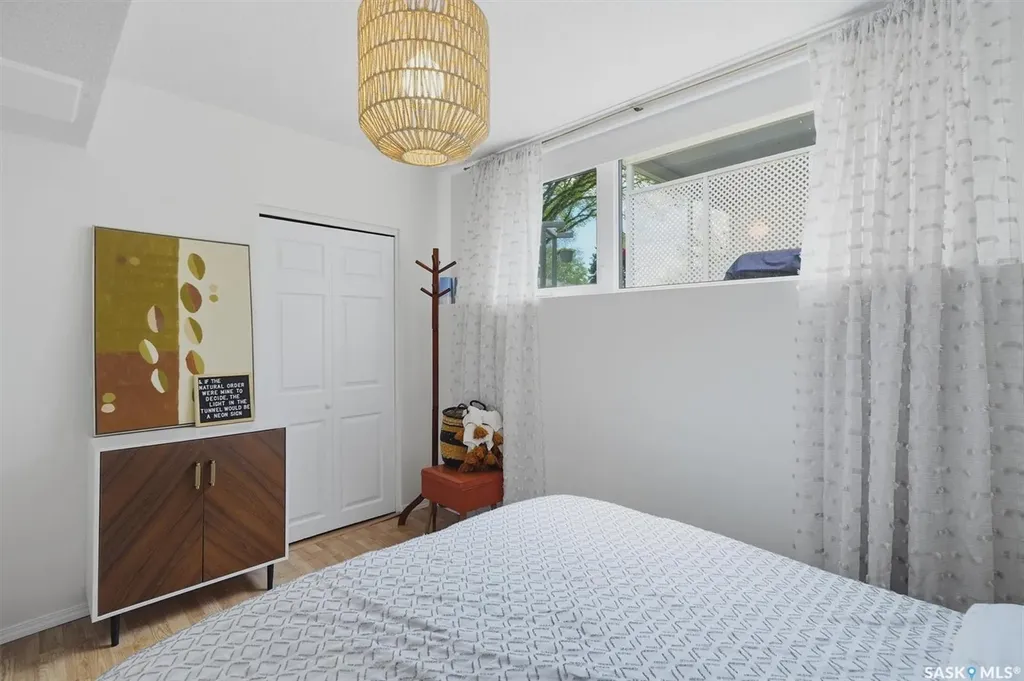 52 Potter Crescent Saskatoon SK S7H 3L3