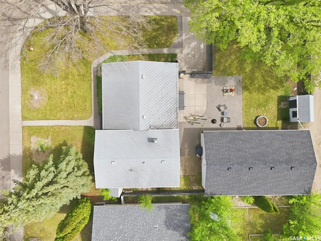 52 Potter Crescent Saskatoon SK S7H 3L3