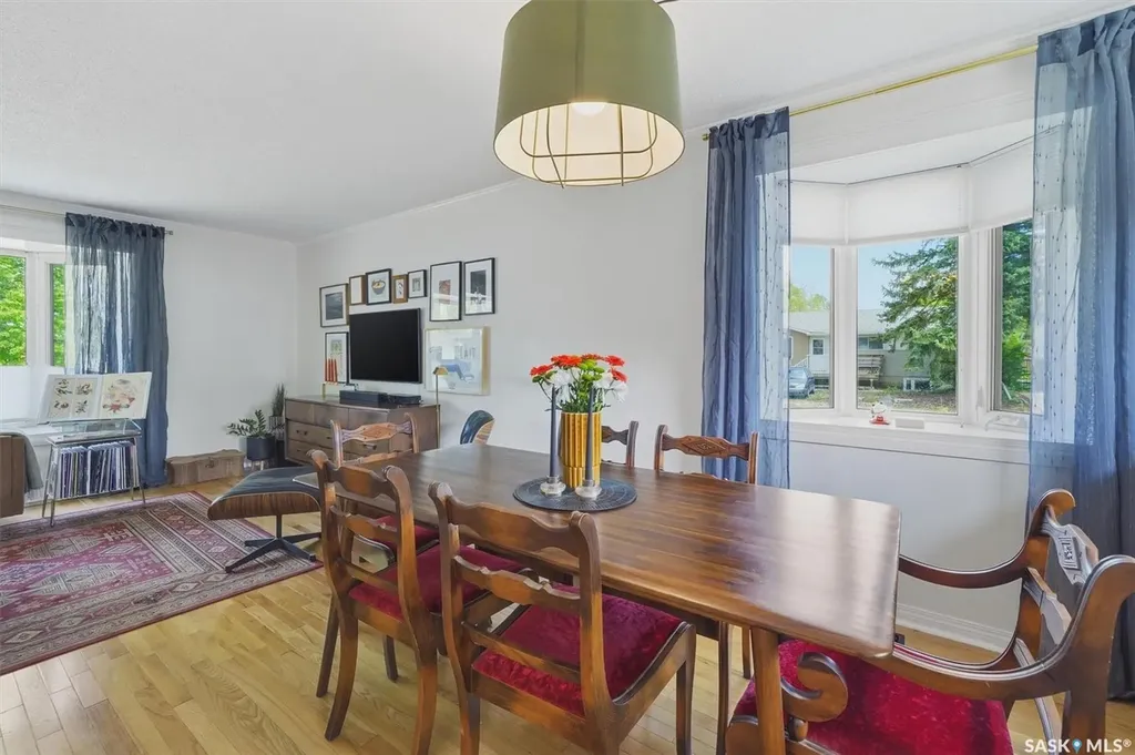52 Potter Crescent Saskatoon SK S7H 3L3