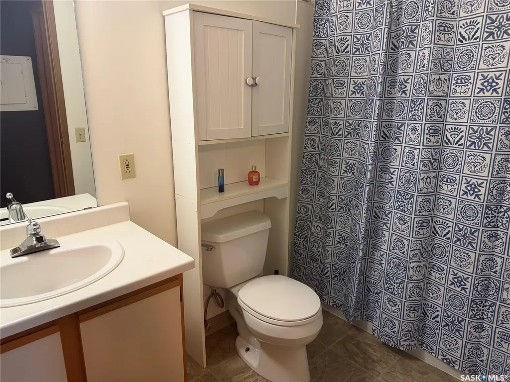 102 Manor Drive Nipawin SK S0E 1W0