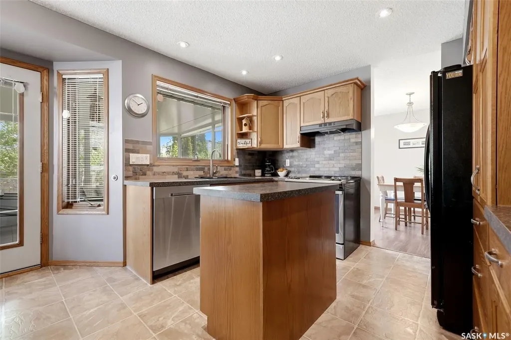 1358 Lapchuk Crescent N Regina SK S4X 4L4