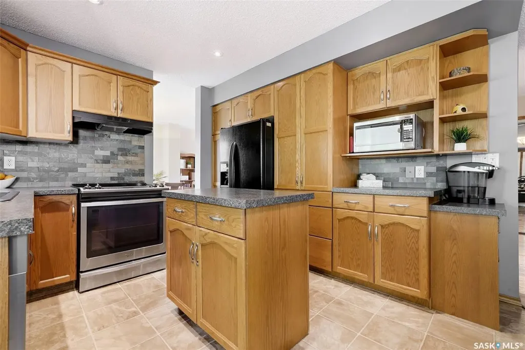 1358 Lapchuk Crescent N Regina SK S4X 4L4