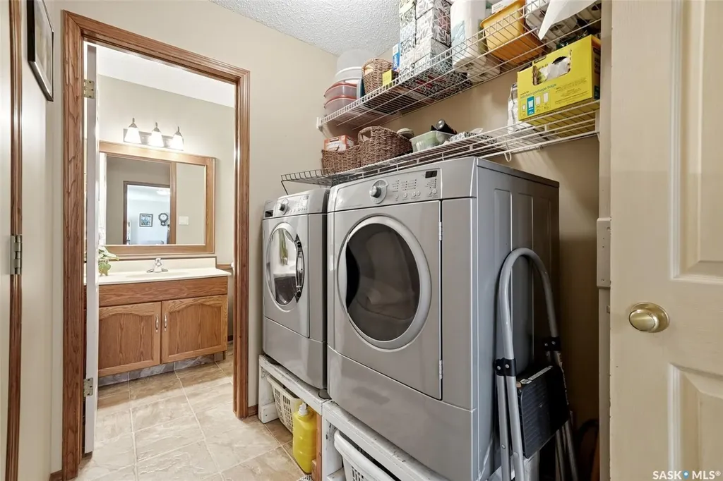 1358 Lapchuk Crescent N Regina SK S4X 4L4