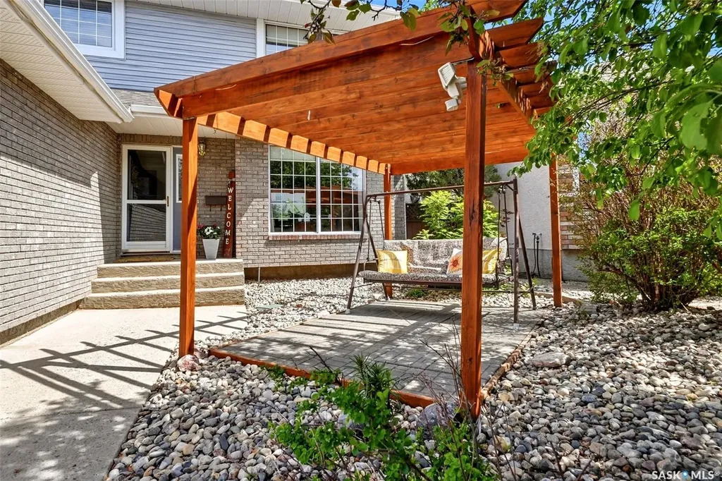 1358 Lapchuk Crescent N Regina SK S4X 4L4