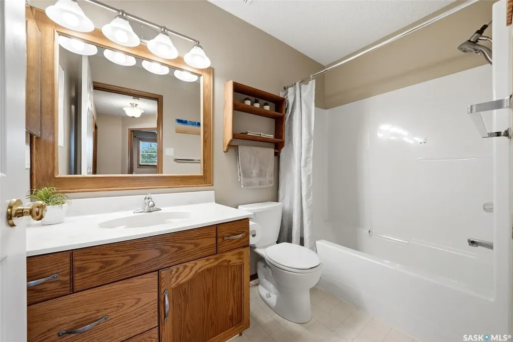 1358 Lapchuk Crescent N Regina SK S4X 4L4