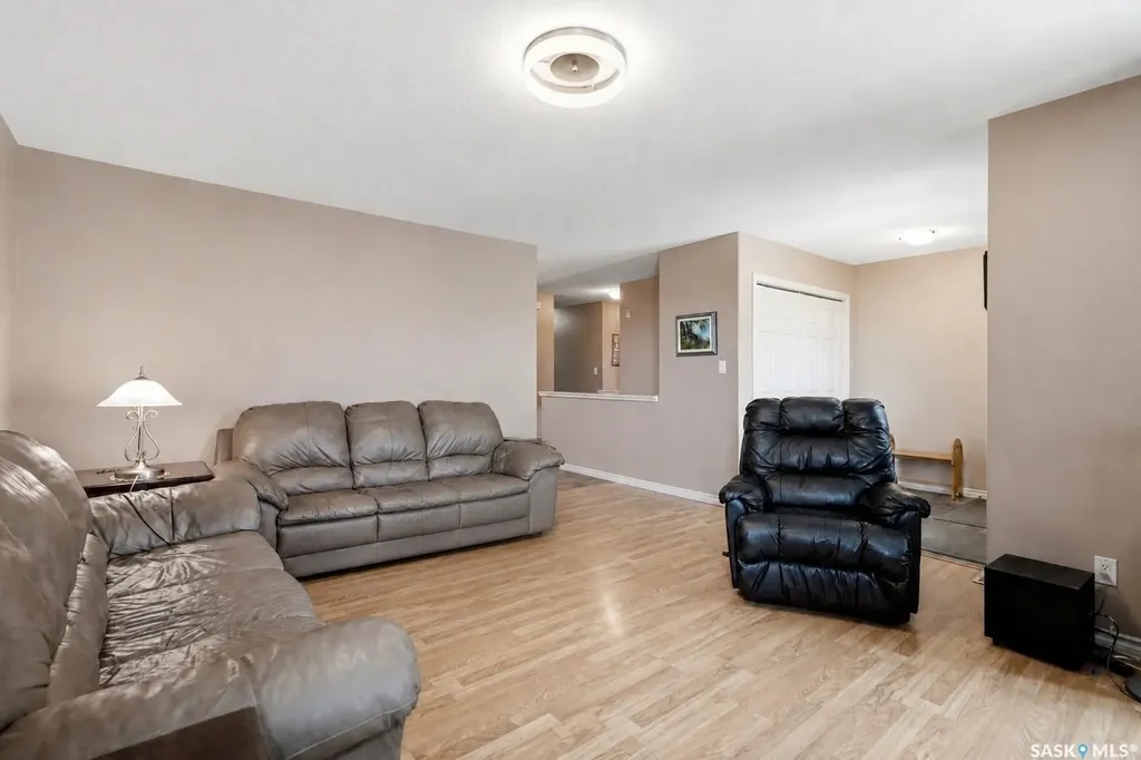 448 Martin Crescent Sedley SK S0G 4K0