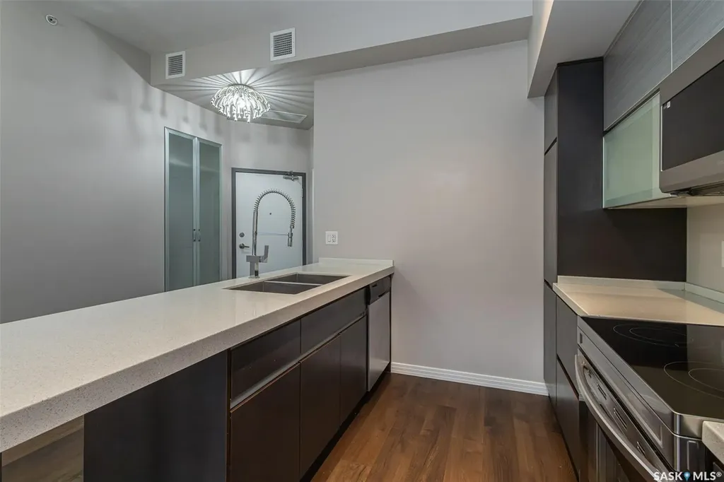 225 Maningas Bend Saskatoon SK S7W 0L4