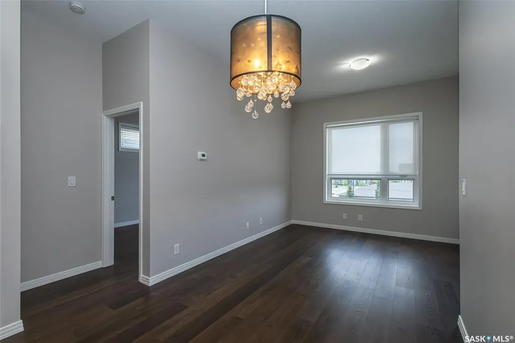 225 Maningas Bend Saskatoon SK S7W 0L4