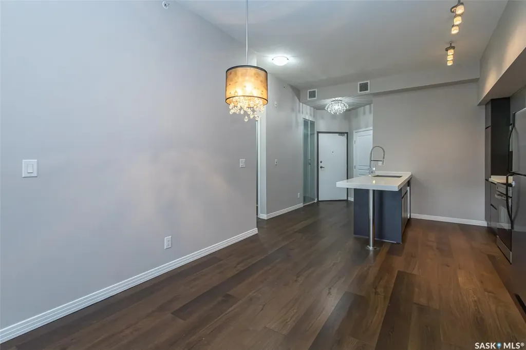 225 Maningas Bend Saskatoon SK S7W 0L4