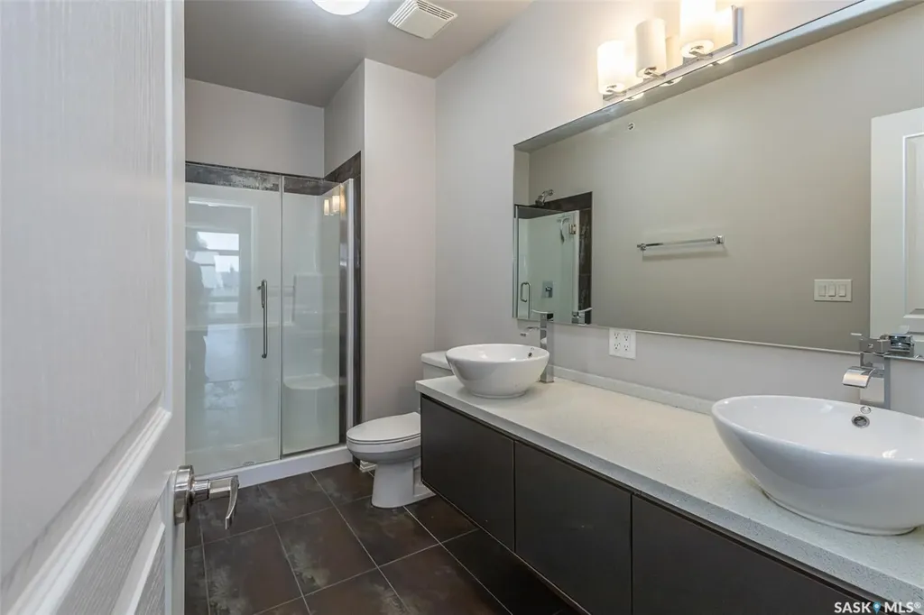 225 Maningas Bend Saskatoon SK S7W 0L4