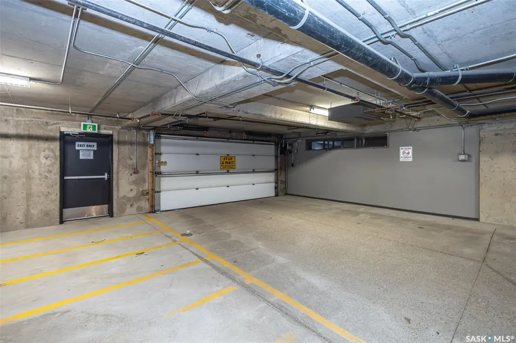 225 Maningas Bend Saskatoon SK S7W 0L4