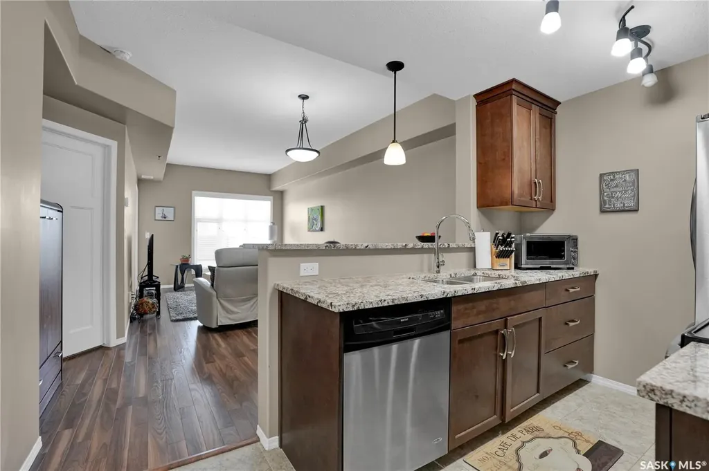 1220 Blackfoot Drive Regina SK S4S 6T2