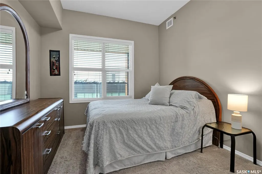 1220 Blackfoot Drive Regina SK S4S 6T2