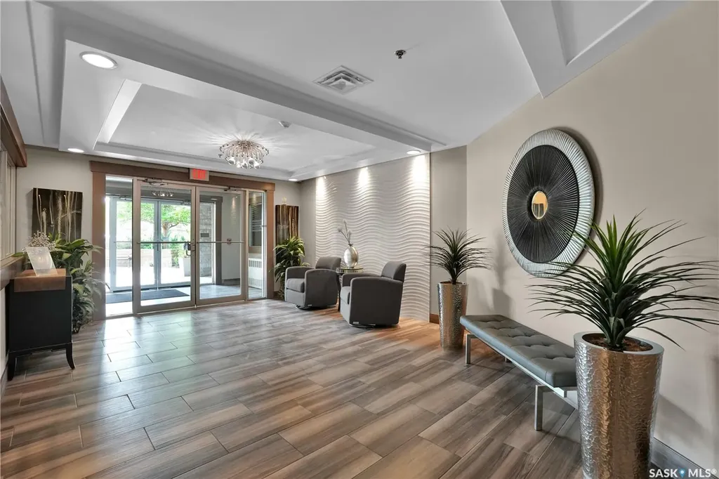 1220 Blackfoot Drive Regina SK S4S 6T2