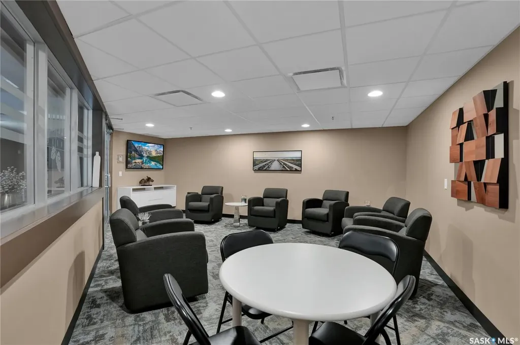 1220 Blackfoot Drive Regina SK S4S 6T2