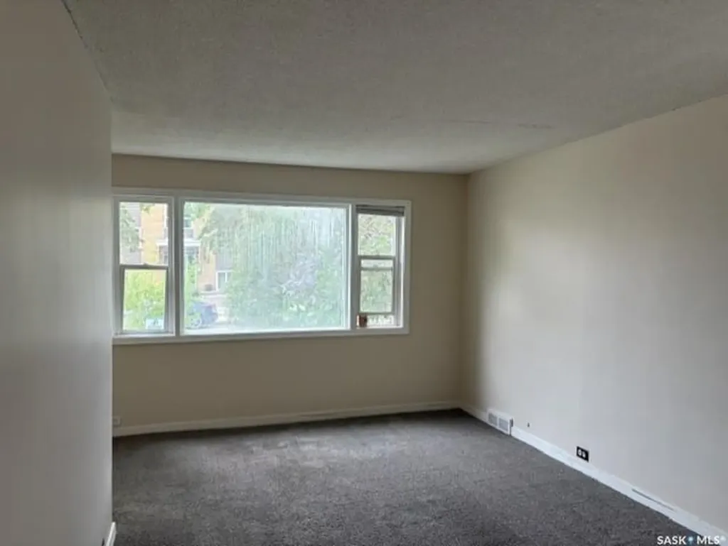 2047 Retallack Street Regina SK S4T 2K3