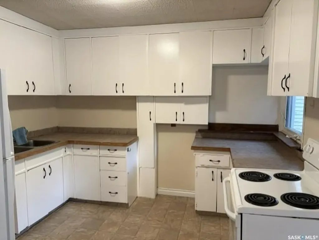 2047 Retallack Street Regina SK S4T 2K3