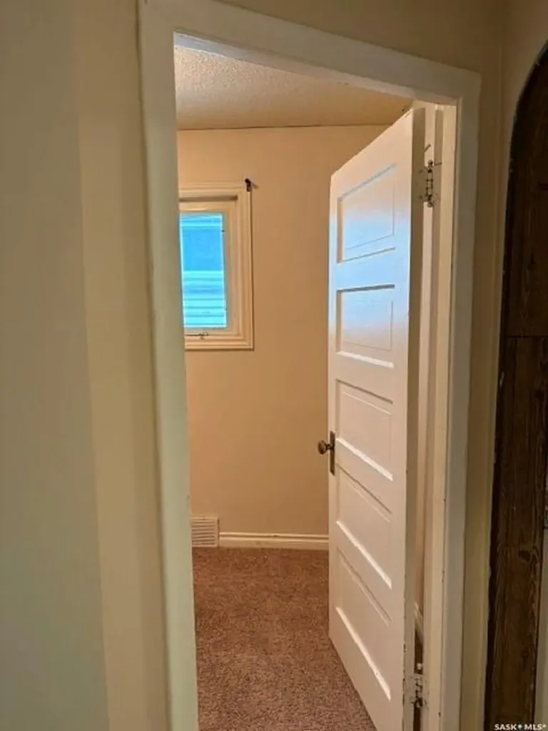 2047 Retallack Street Regina SK S4T 2K3