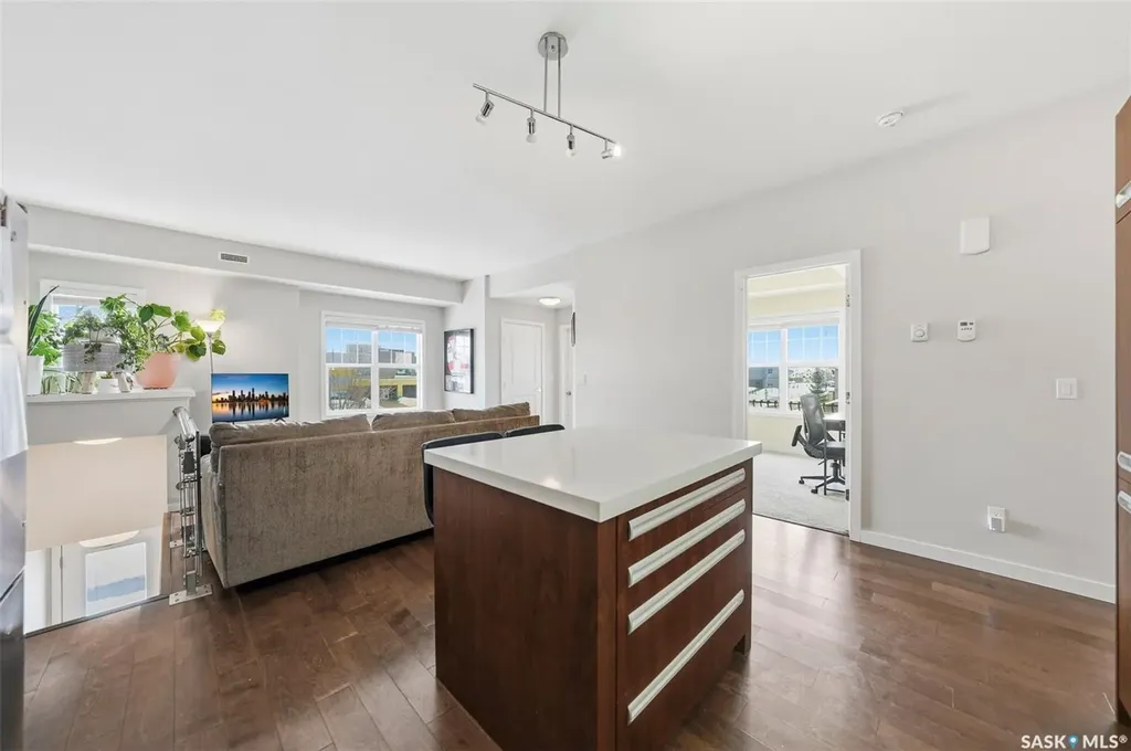 1120 Hampton Circle Saskatoon SK S7R 0L9