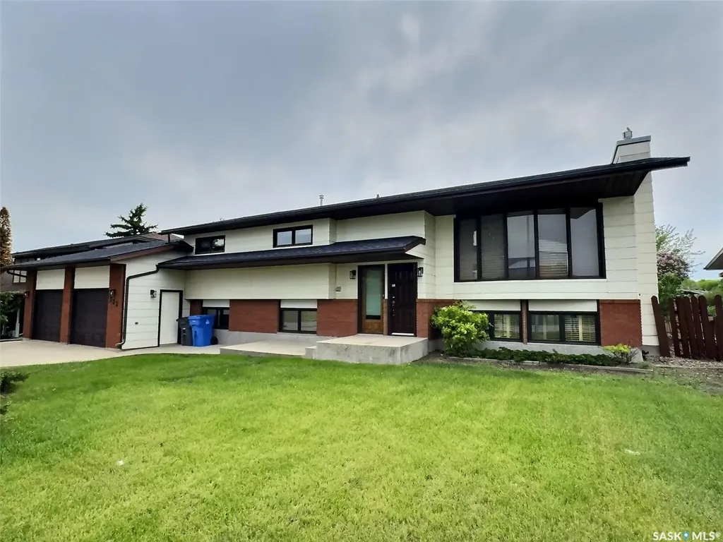 322 Spruce Drive Estevan SK S4A 2G1