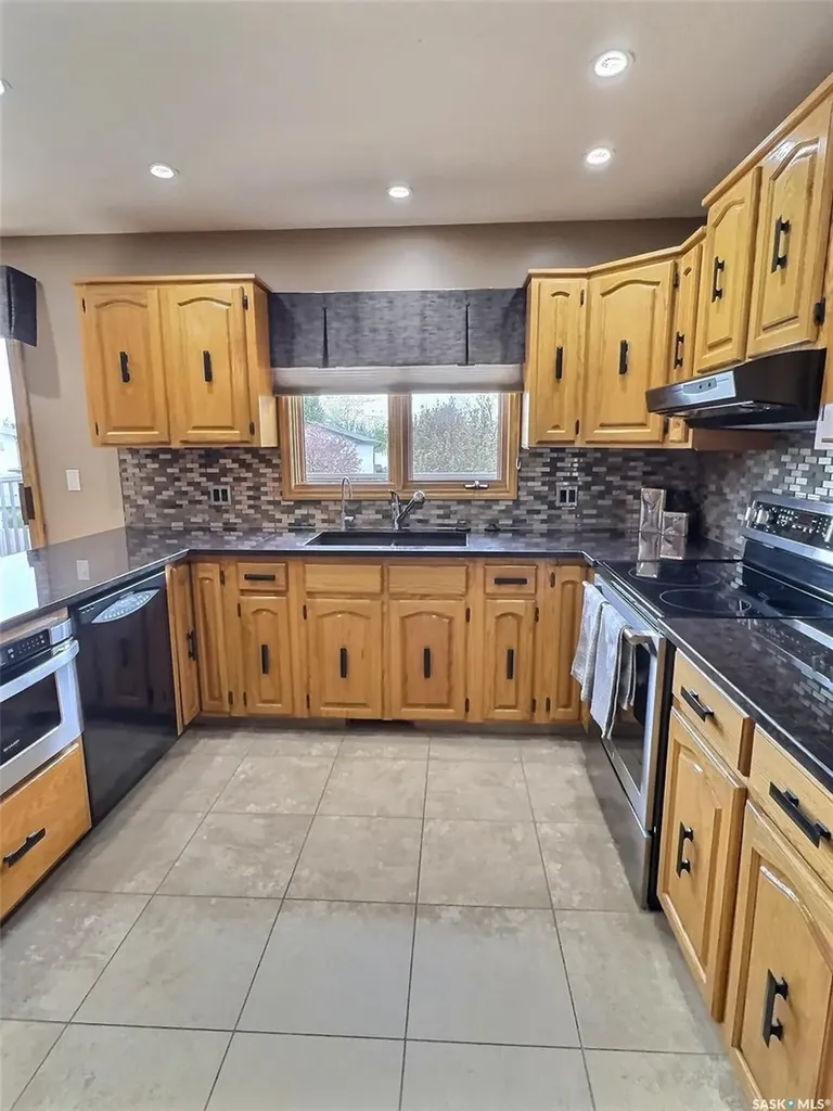 322 Spruce Drive Estevan SK S4A 2G1