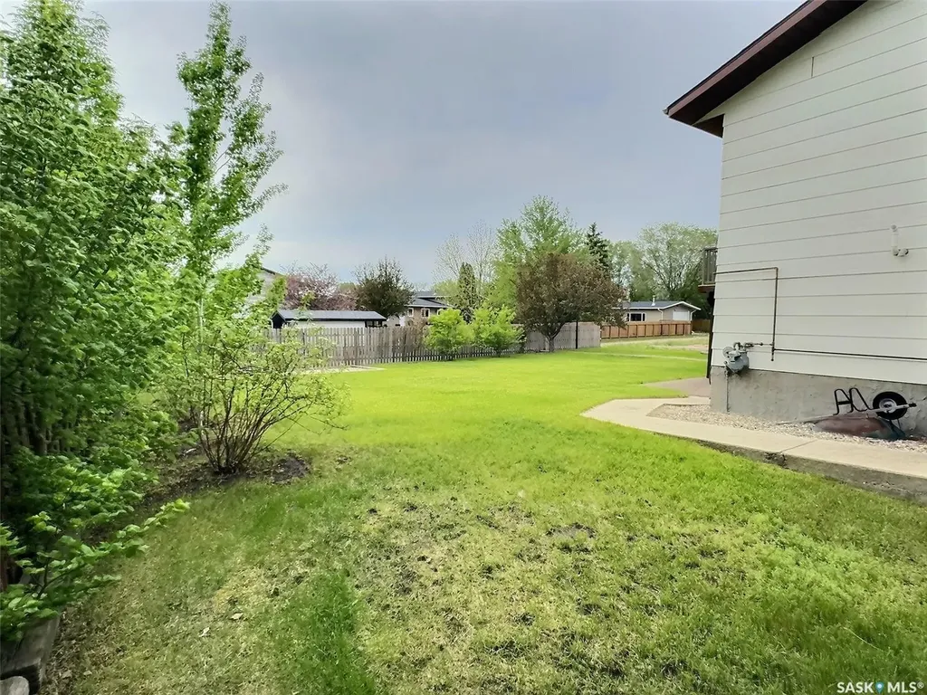 322 Spruce Drive Estevan SK S4A 2G1