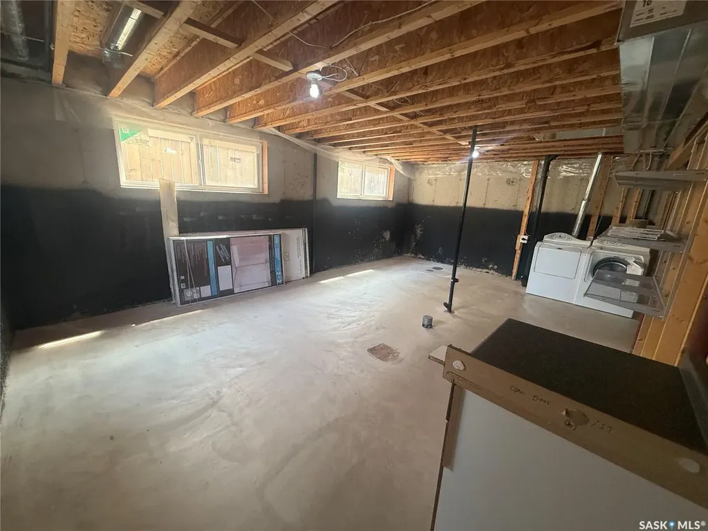 3102 37th Street W Saskatoon SK S7L 7H9