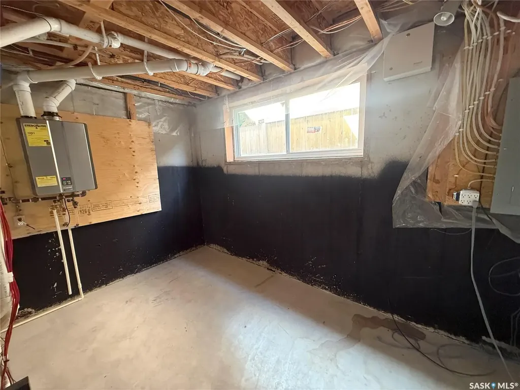 3102 37th Street W Saskatoon SK S7L 7H9