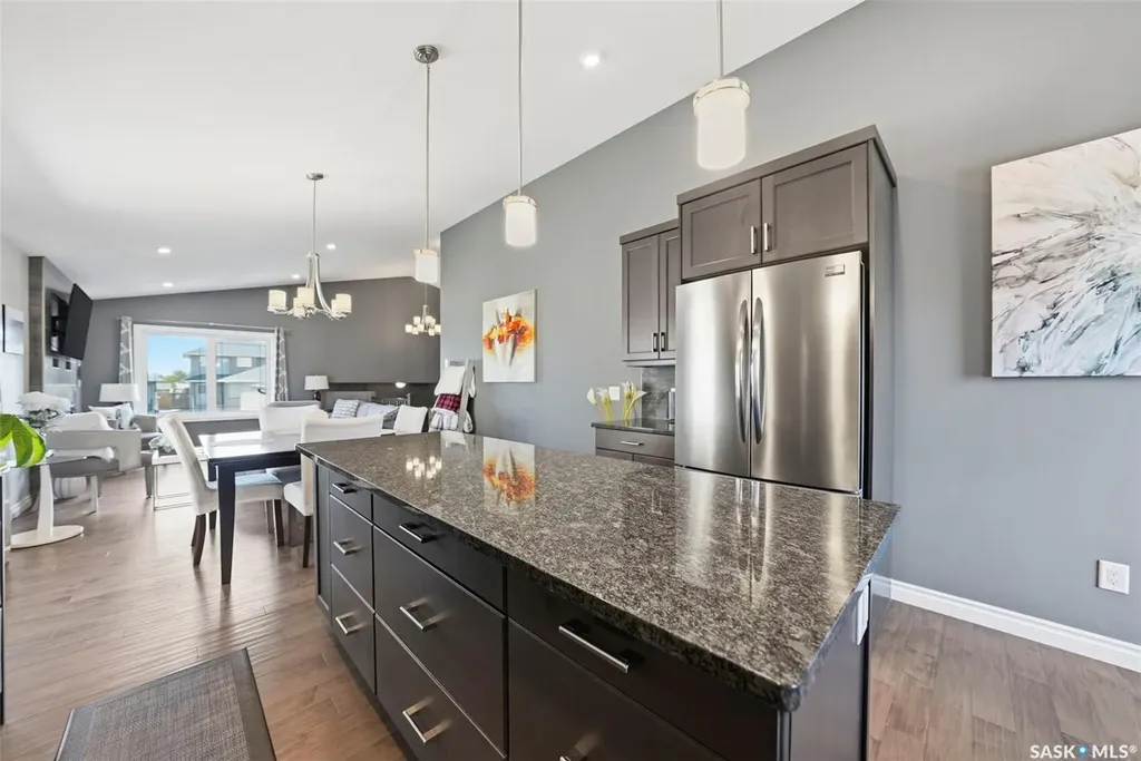 711 Sutter Crescent Saskatoon SK S7T 0R4