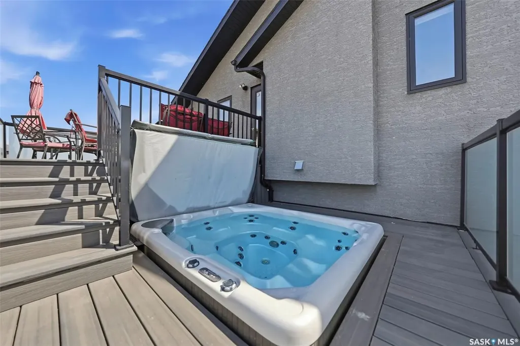 711 Sutter Crescent Saskatoon SK S7T 0R4