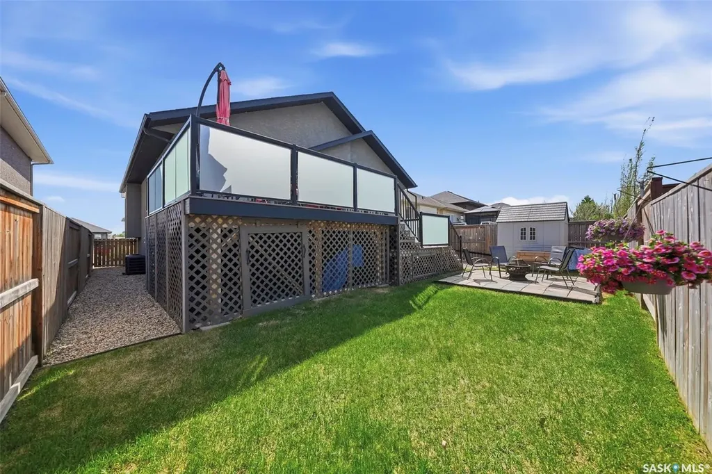 711 Sutter Crescent Saskatoon SK S7T 0R4
