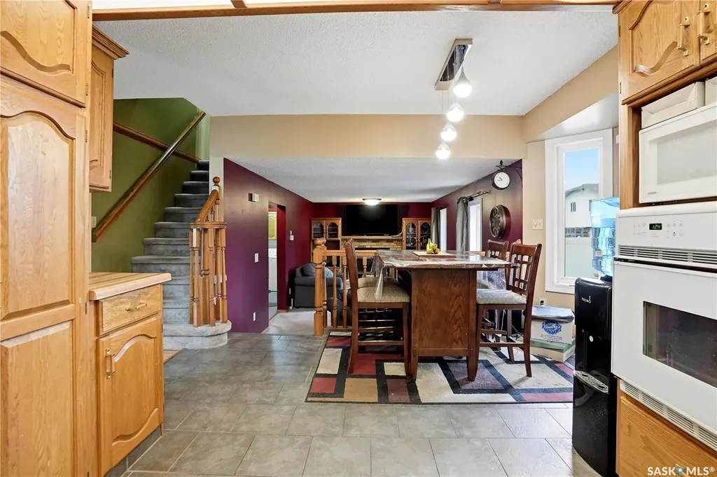 2646 Crocus Drive E Regina SK S4V 1T2