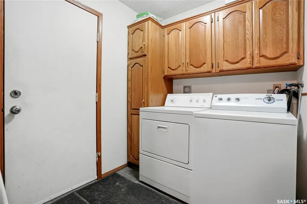2646 Crocus Drive E Regina SK S4V 1T2