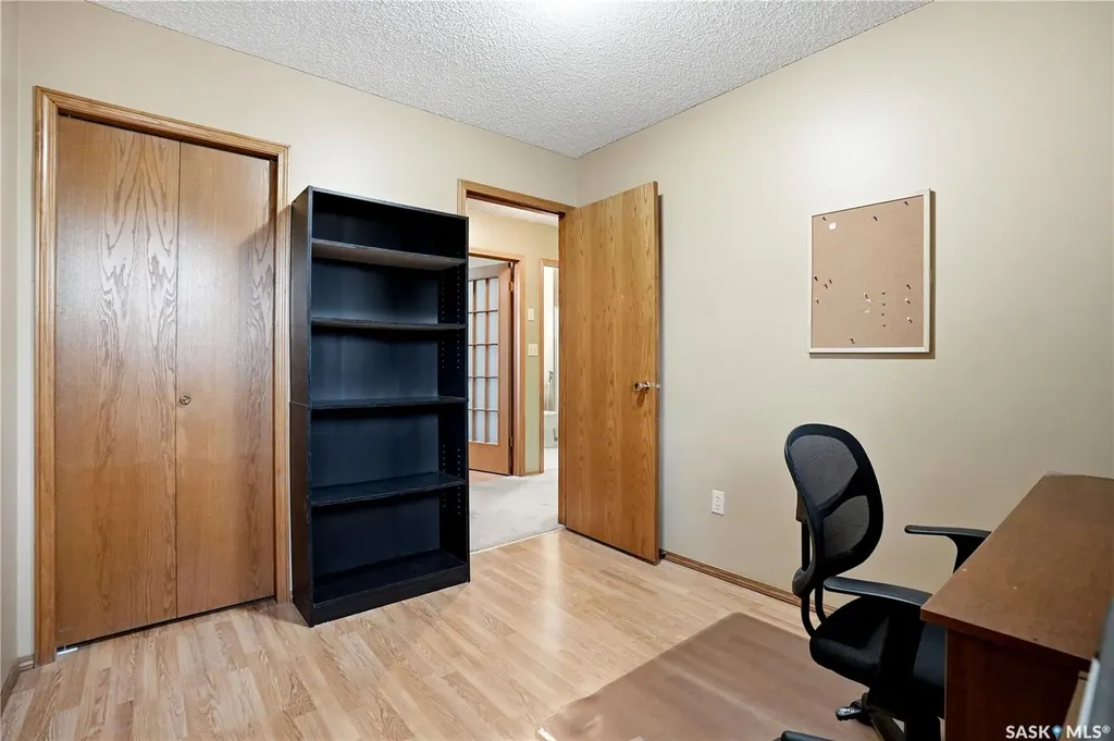 2646 Crocus Drive E Regina SK S4V 1T2
