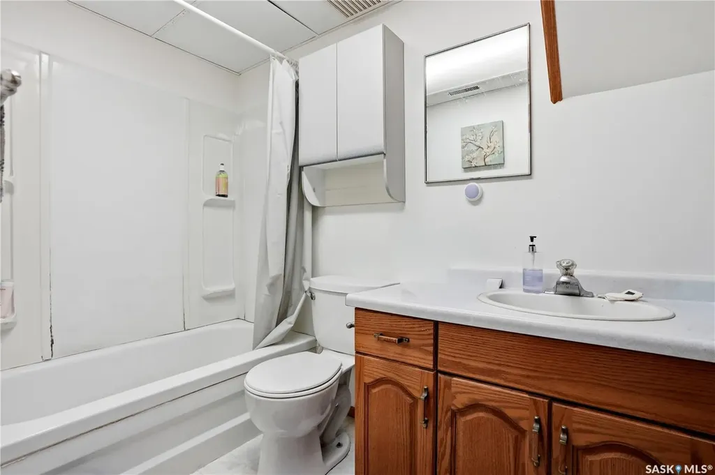 2646 Crocus Drive E Regina SK S4V 1T2